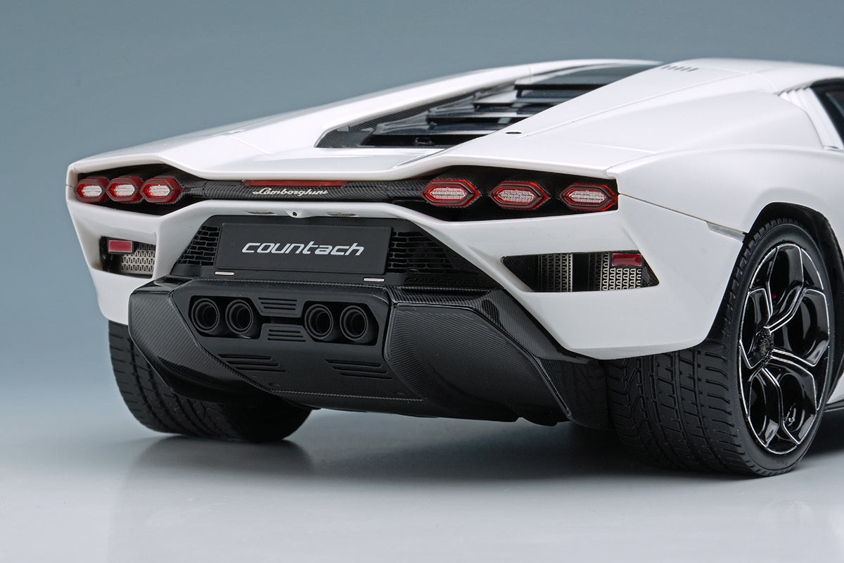 Makeup Co Ltd. 1:18 2022 Lamborghini Countach LPI800-4
