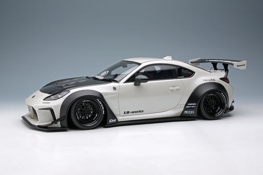 Makeup Co Ltd. 1:18 LB Nation GR86 (White)