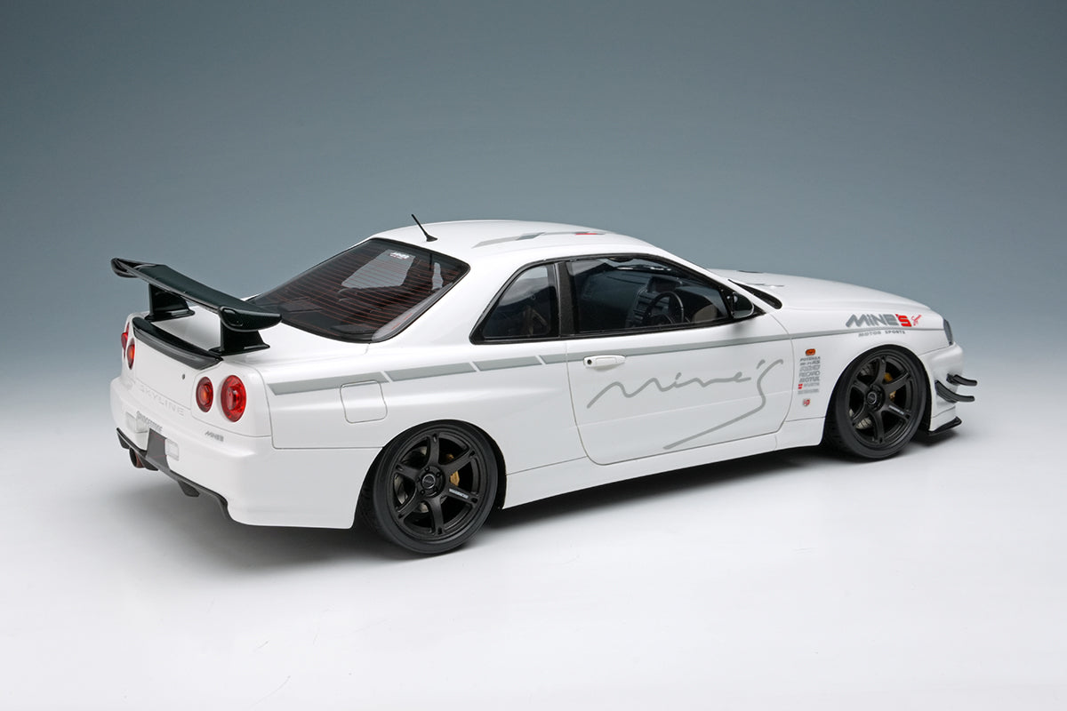 Makeup Co Ltd. 1:18 Mine's Skyline GT-R (BNR34) V-spec N1 Tokyo Auto Salon 2024