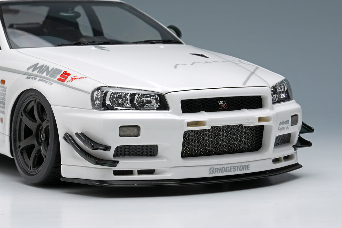Makeup Co Ltd. 1:18 Mine's Skyline GT-R (BNR34) V-spec N1 Tokyo Auto Salon 2024