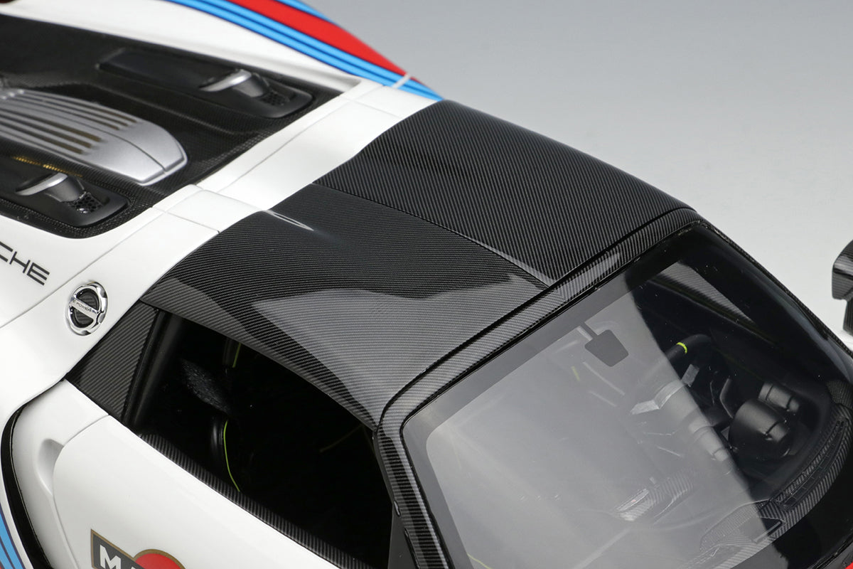 Makeup Co Ltd. 1:18 Porsche 918 Spyder Weissach Package 2011 (Martini stripe)