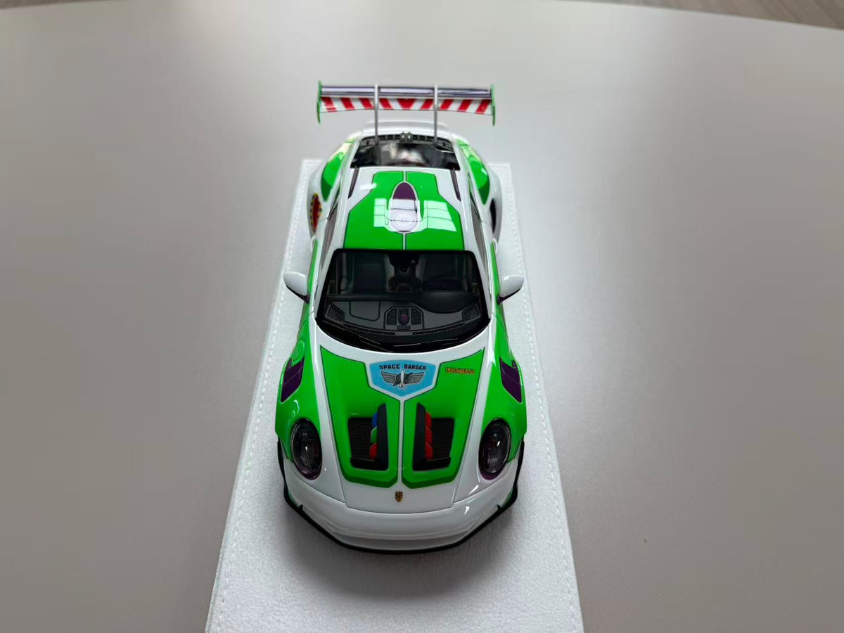 Henson & Heaven 1:18 Porsche 992 GT3 RS 'Space R.'