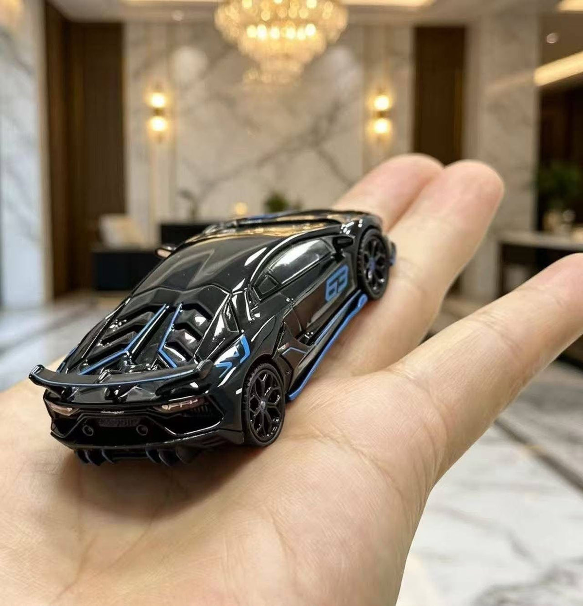 E Model 1:64 Lamborghini Aventador SVJ 63