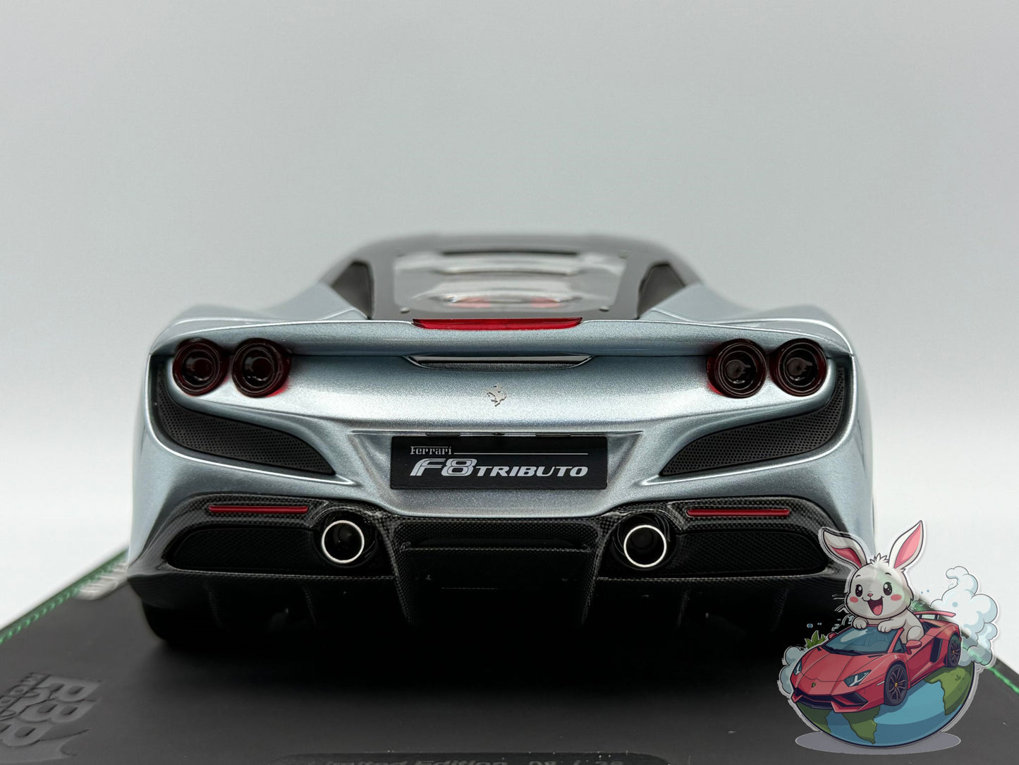 BBR 1:18 Ferrari F8 Tributo (Grigio Titanio/Grigio Medio Roof)