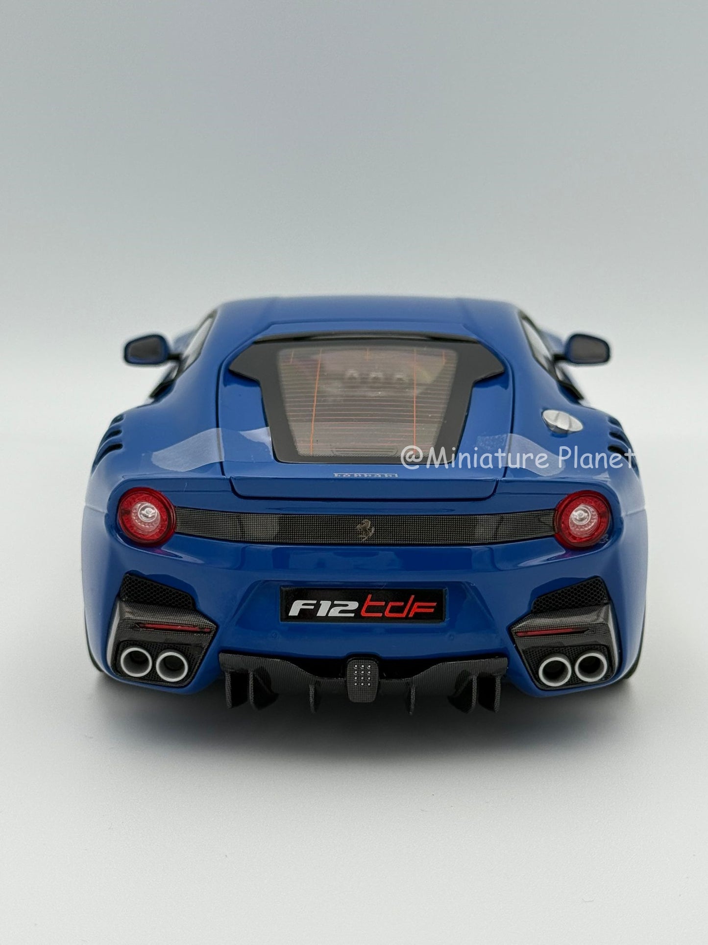 BBR 1:18 Ferrari F12 TDF 'OPEN/CLOSE' Azzurro Dino + Yellow Accents