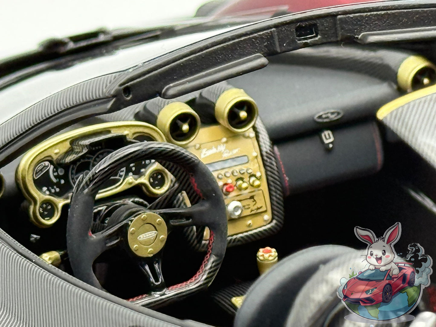 HH Model 1:18 Pagani Zonda MY Roadster (Red)