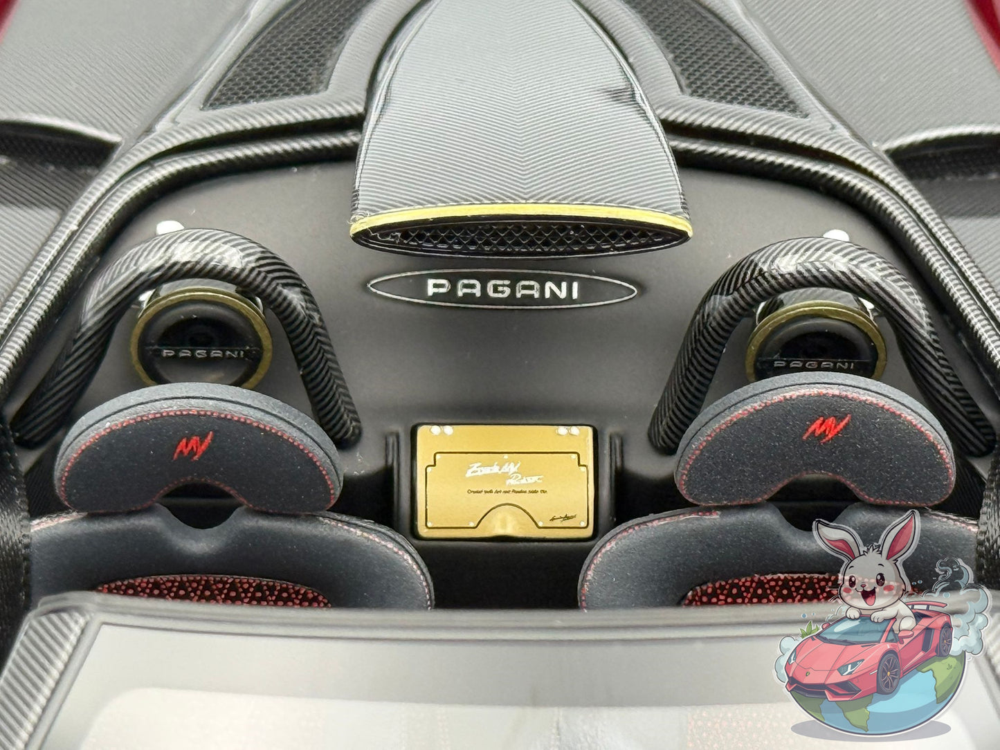 HH Model 1:18 Pagani Zonda MY Roadster (Red)