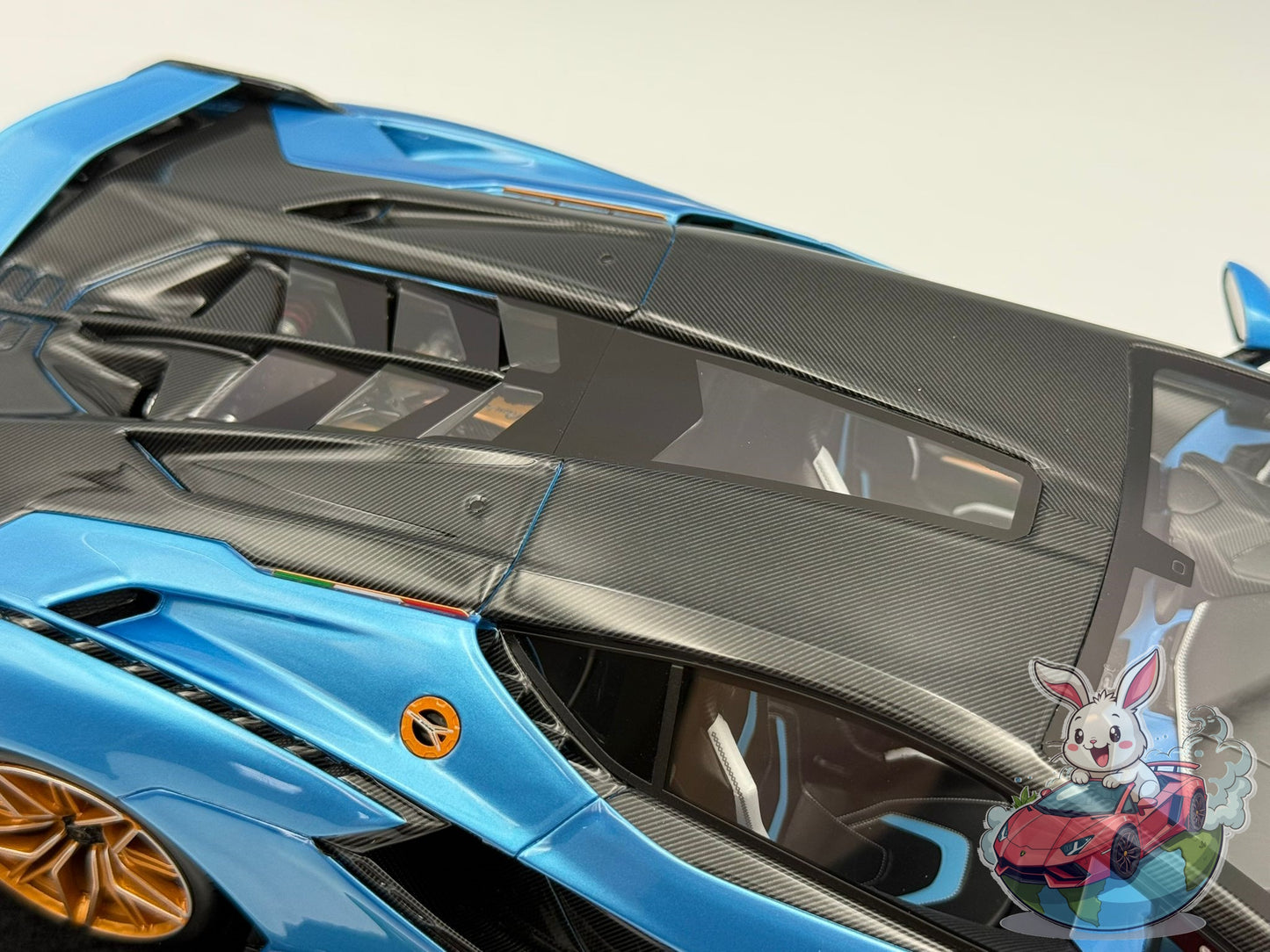 HH Model 1:18 Lamborghini Sian FKP37 (Blue Uranus)