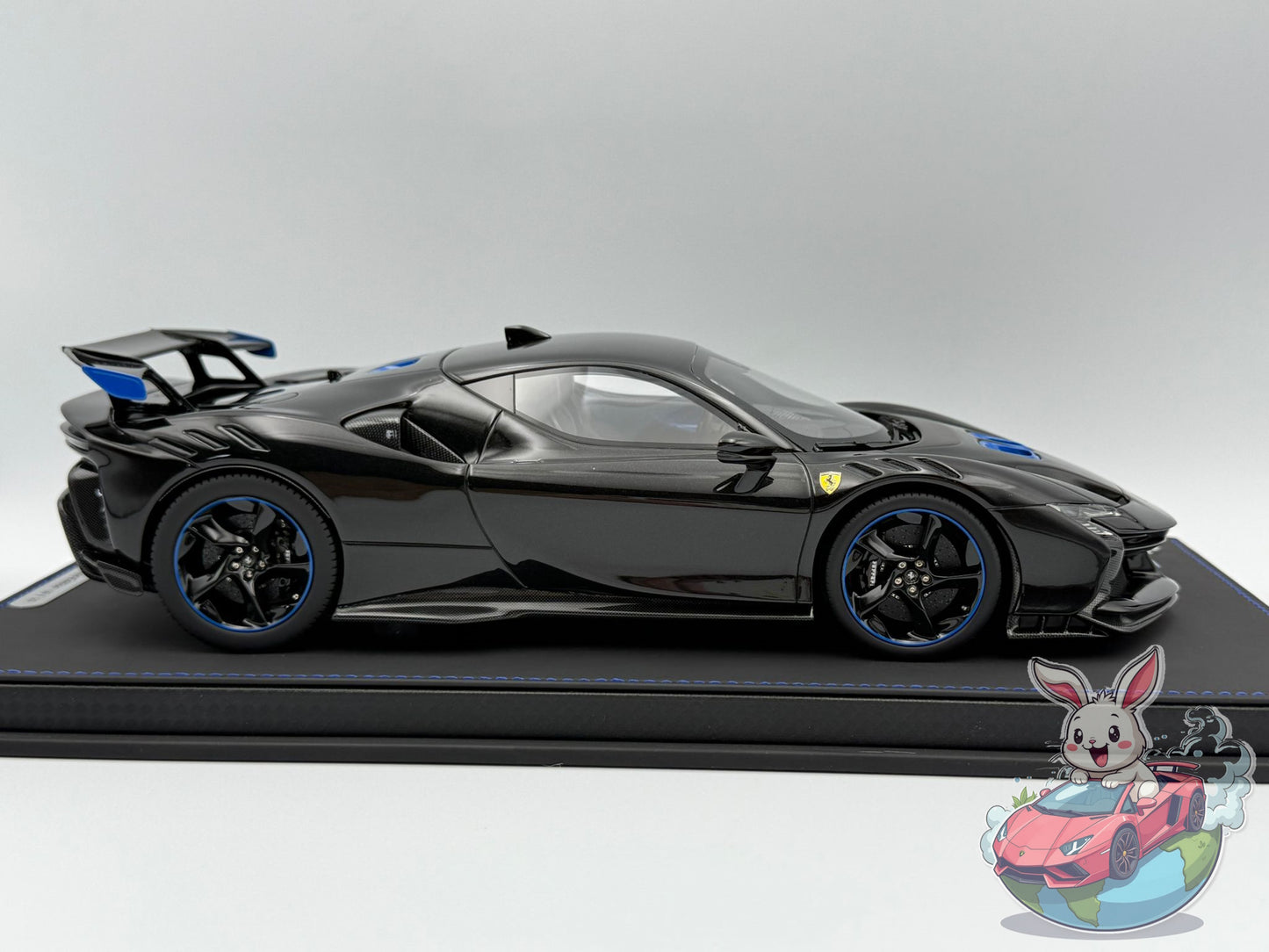 BBR 1:18 Ferrari SF90XX Stradale (New Black Daytona)