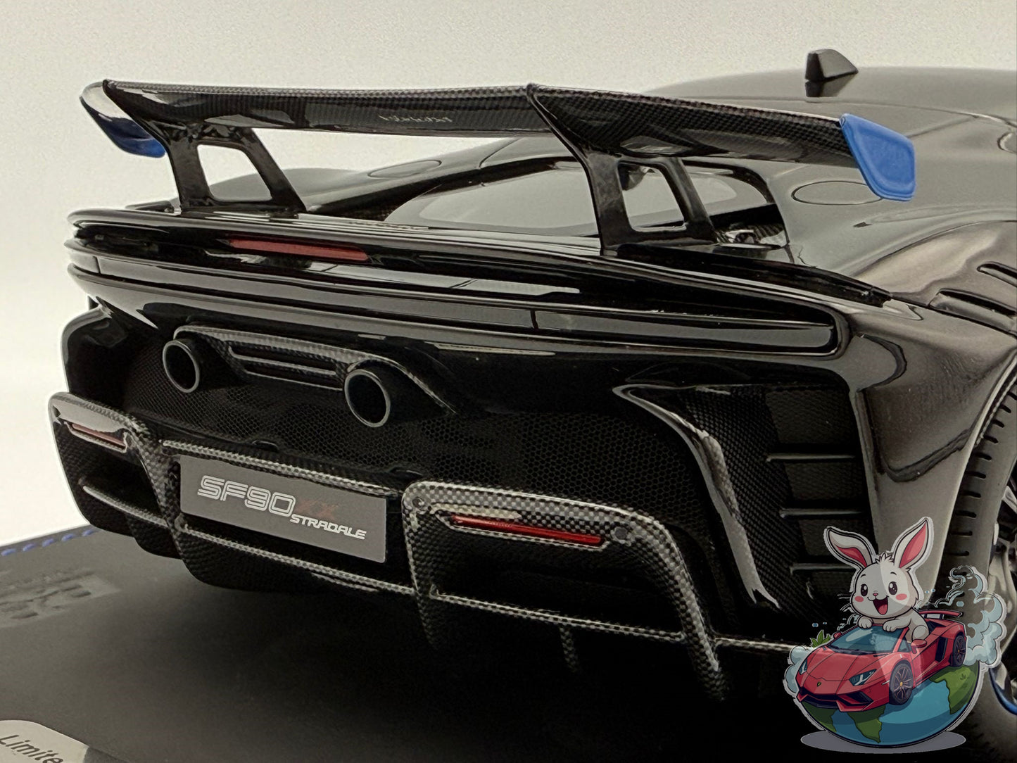 BBR 1:18 Ferrari SF90XX Stradale (New Black Daytona)