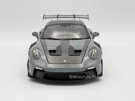 Minichamps 1:18 Porsche 911 (992) GT3 RS Weissach Package - Grey