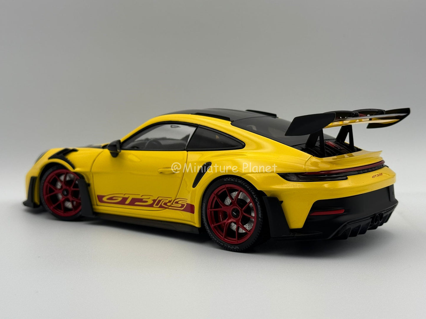 Minichamps 1:18 Porsche 911 (992) GT3 RS Weissach Package - Yellow with Red Accents