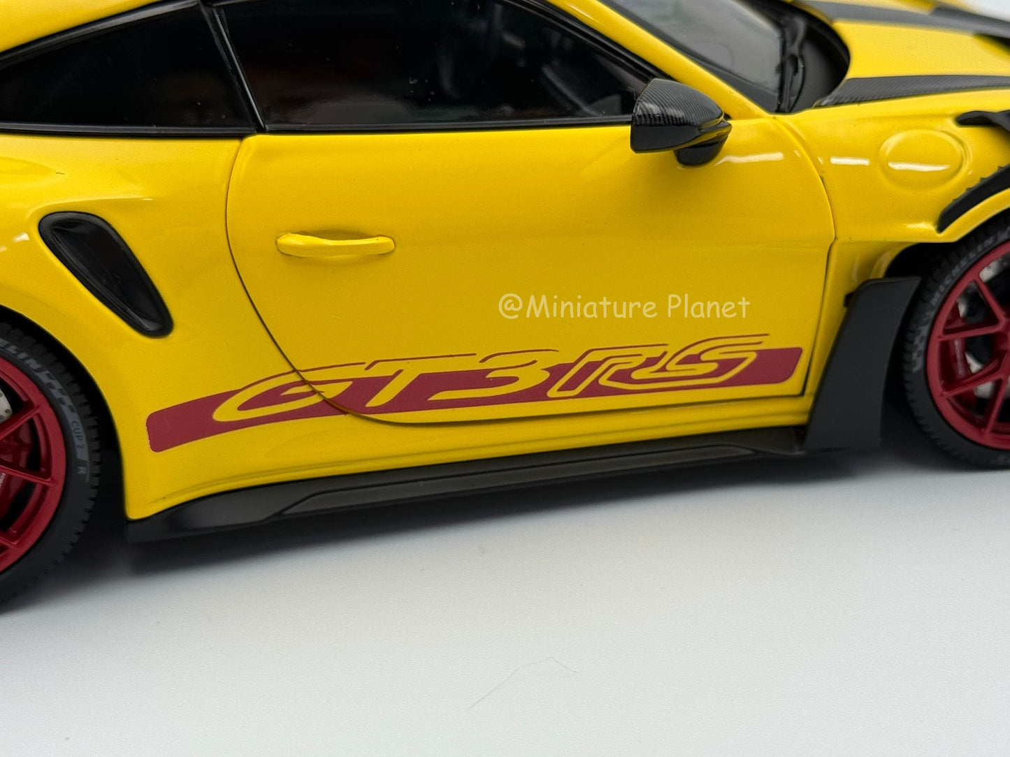 Minichamps 1:18 Porsche 911 (992) GT3 RS Weissach Package - Yellow with Red Accents