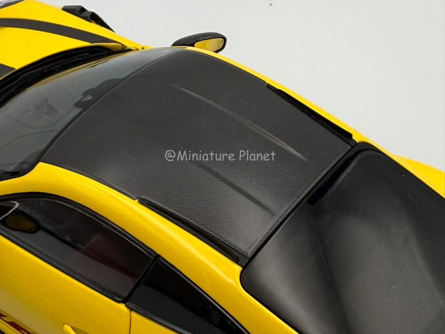 Minichamps 1:18 Porsche 911 (992) GT3 RS Weissach Package - Yellow with Red Accents