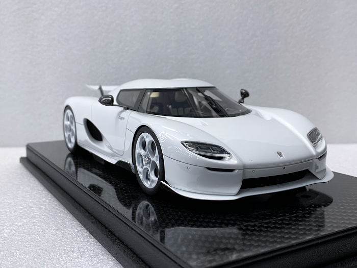 Frontiart 1:18 Koenigsegg CC850 (White)