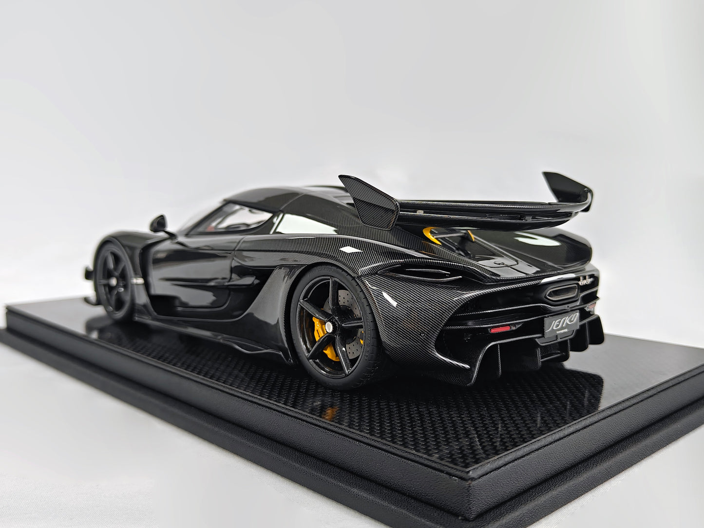 Frontiart 1:18 Koenigsegg Jesko (Clear Carbon Fiber)
