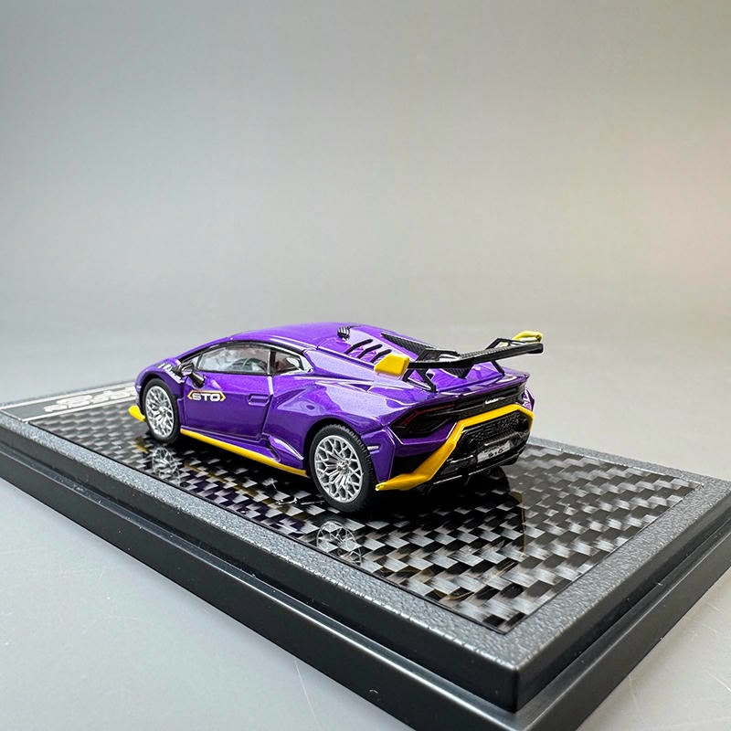 LCD Models 1:64 Lamborghini Huracan STO