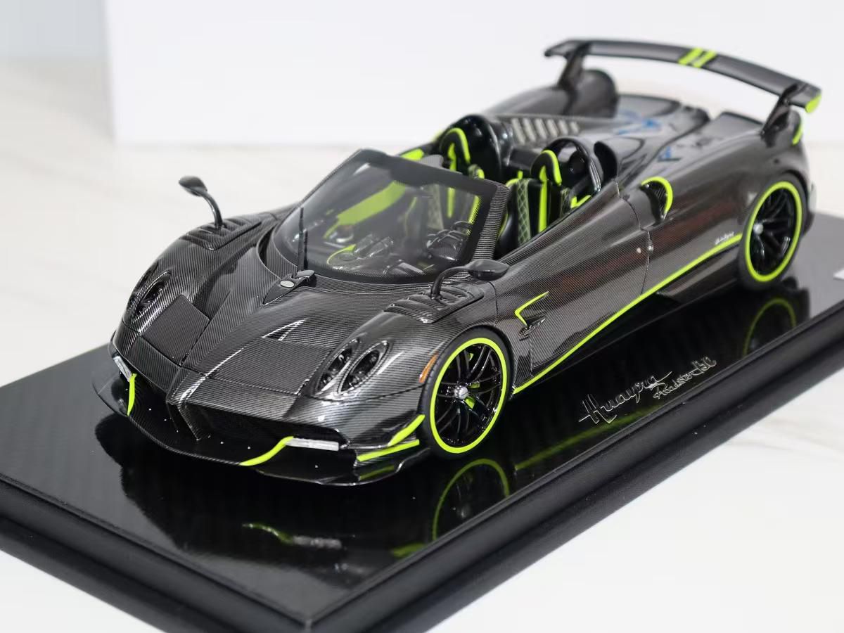 AustraLux Model 1:18 Pagani Huayra BC Roadster (Carbon Fiber/Green)