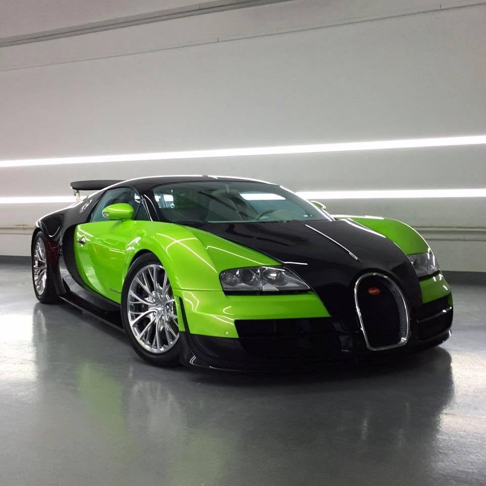 PREORDER VMB x Miniature Planet 1:18 Bugatti Veyron Super Sport 1:18