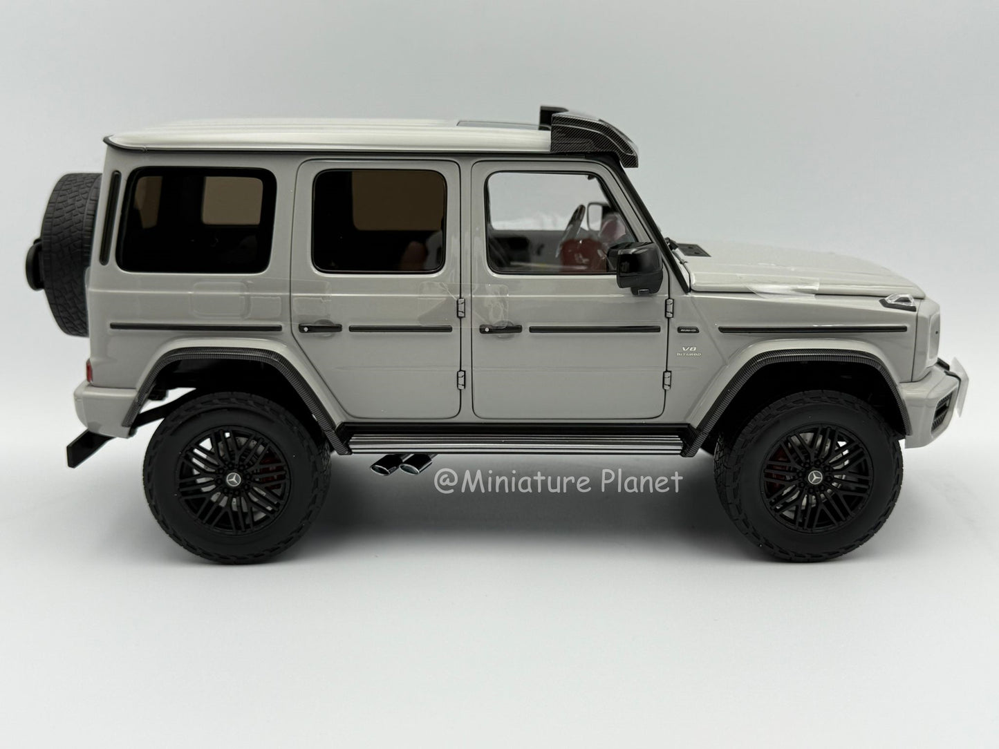 Almost Real 1:18 Mercedes-AMG G 63 4x4 2023 (Arabian Grey)