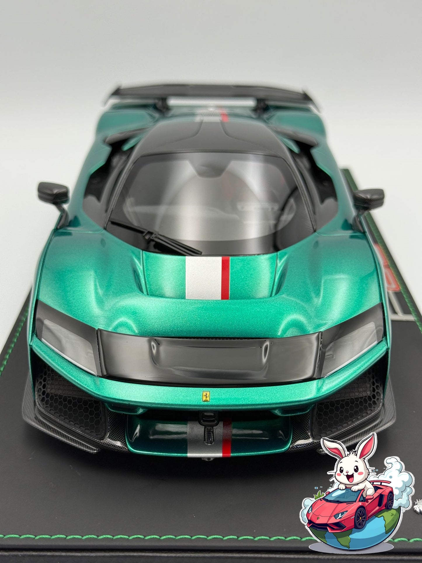 BBR 1:18 Ferrari F80 (Green Jewel - Bicolore Wheels)