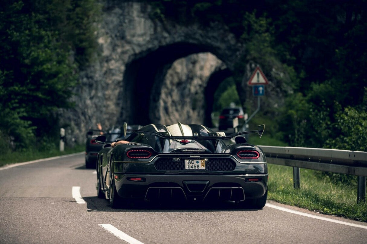 PREORDER VMB x Miniature Planet 1:18 Koenigsegg Agera RS Final Edition - Vader