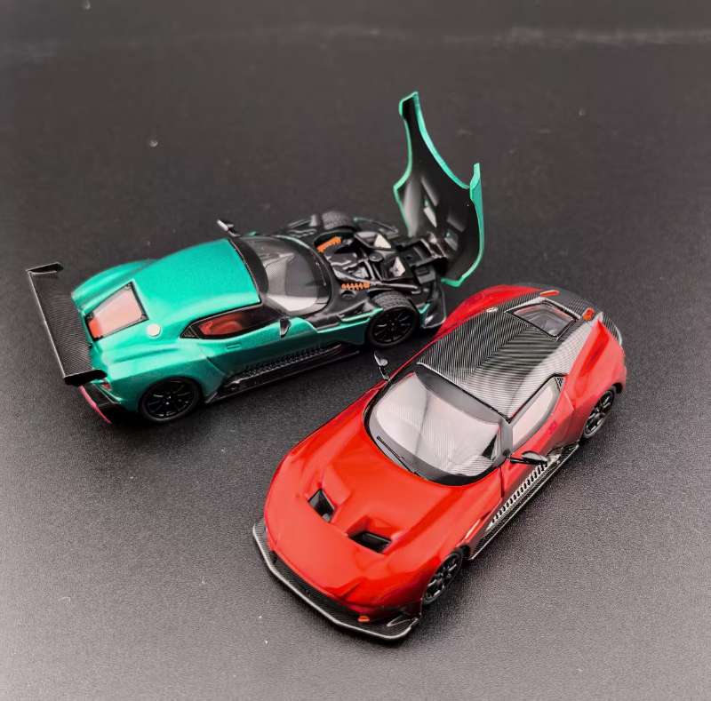 PREORDER Fine Works 1:64 Aston Martin Vulcan ‘Open Bonnet’