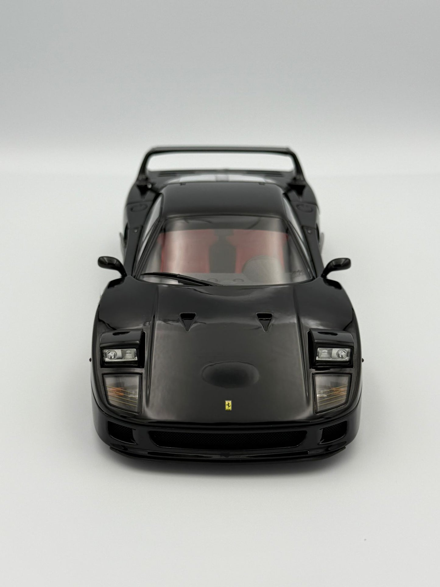 Kyosho 1:18 Ferrari F40 (Black)