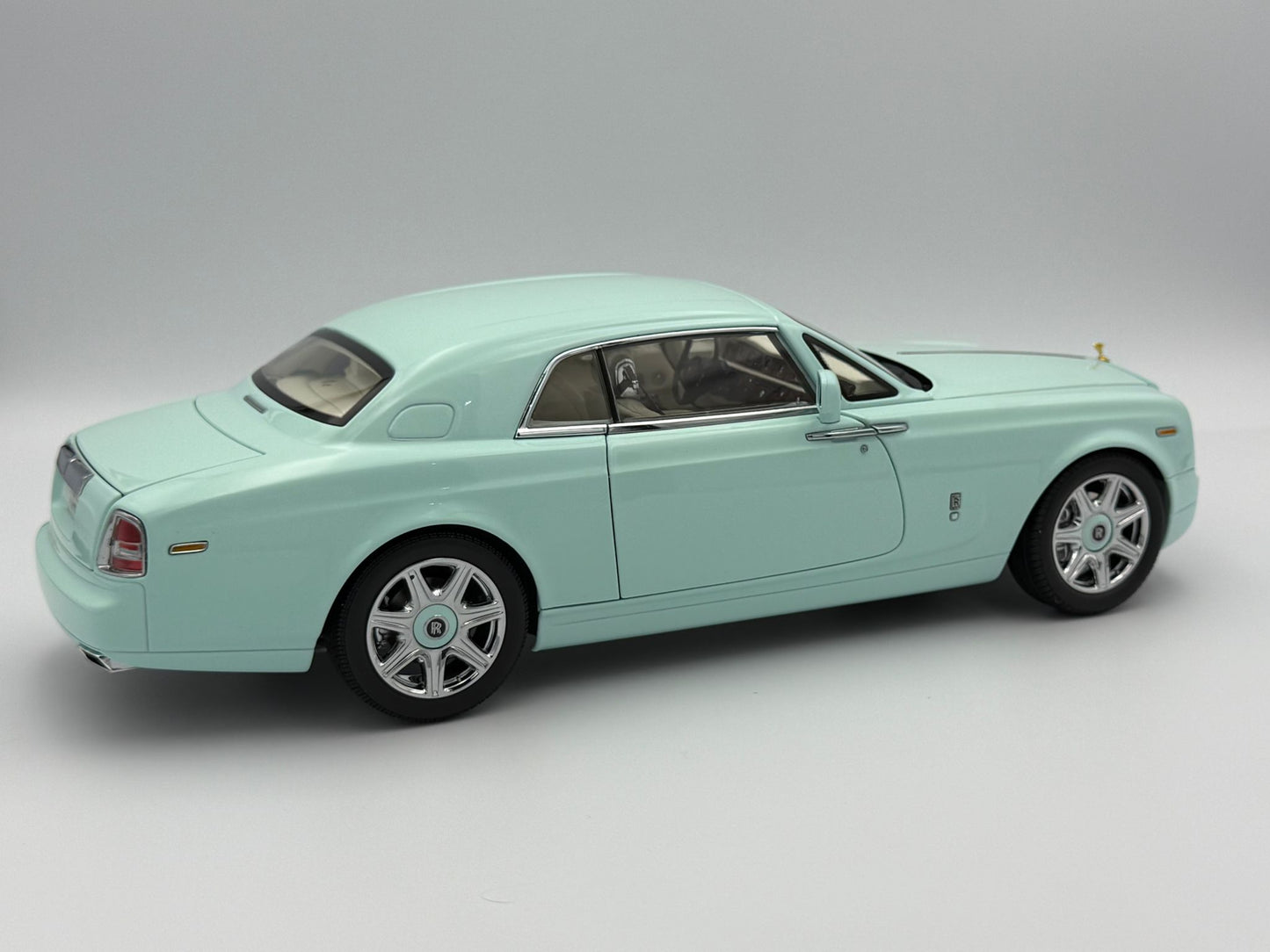 Kyosho 1:18 Rolls-Royce Phantom Coupe (Turquoise)