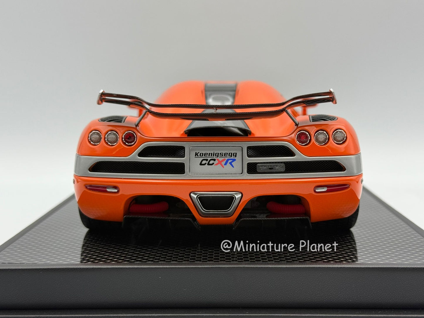 VMB 1:18 Koenigsegg CCX-R (Lava Orange)