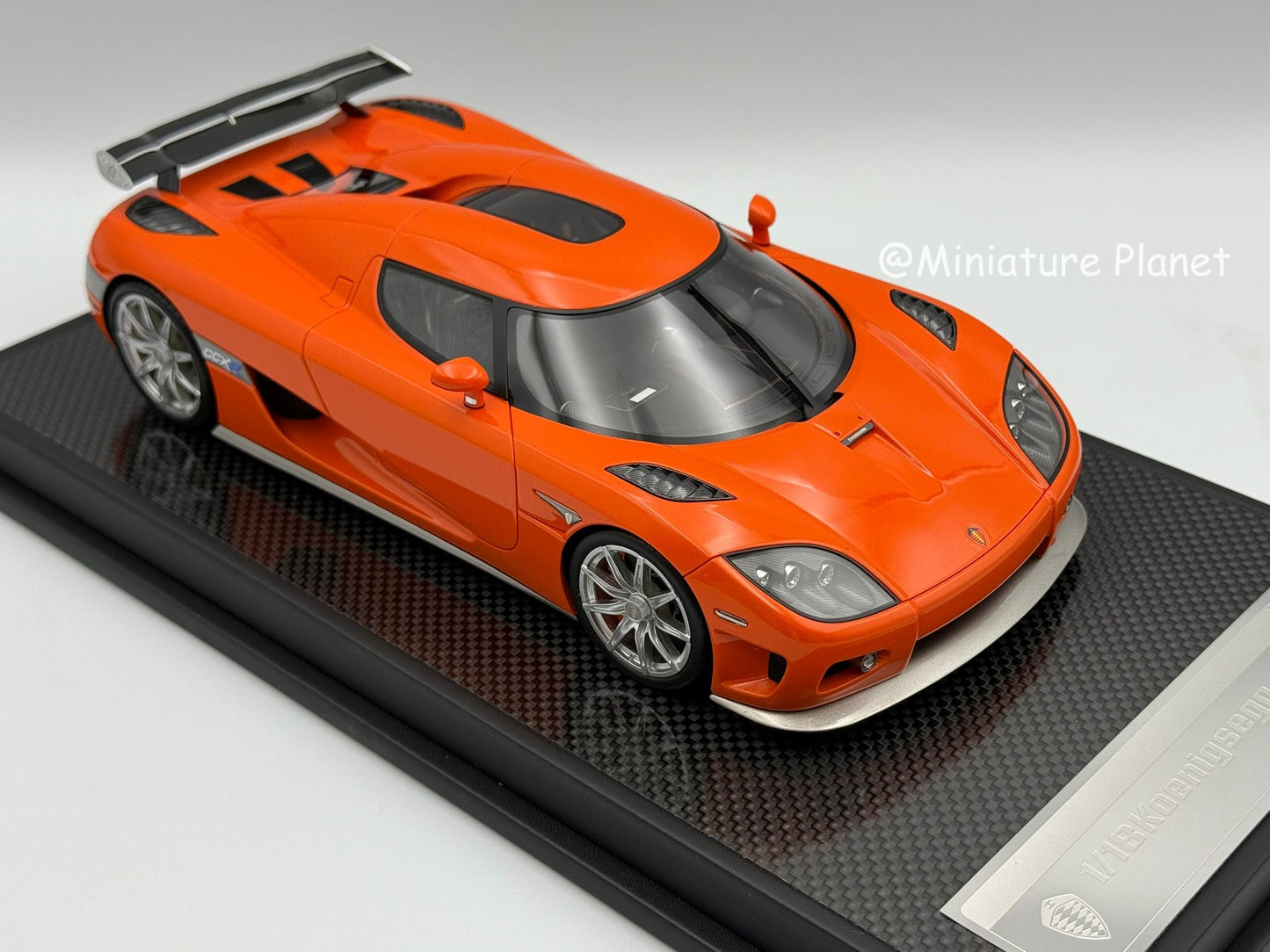VMB 1:18 Koenigsegg CCX-R (Lava Orange)