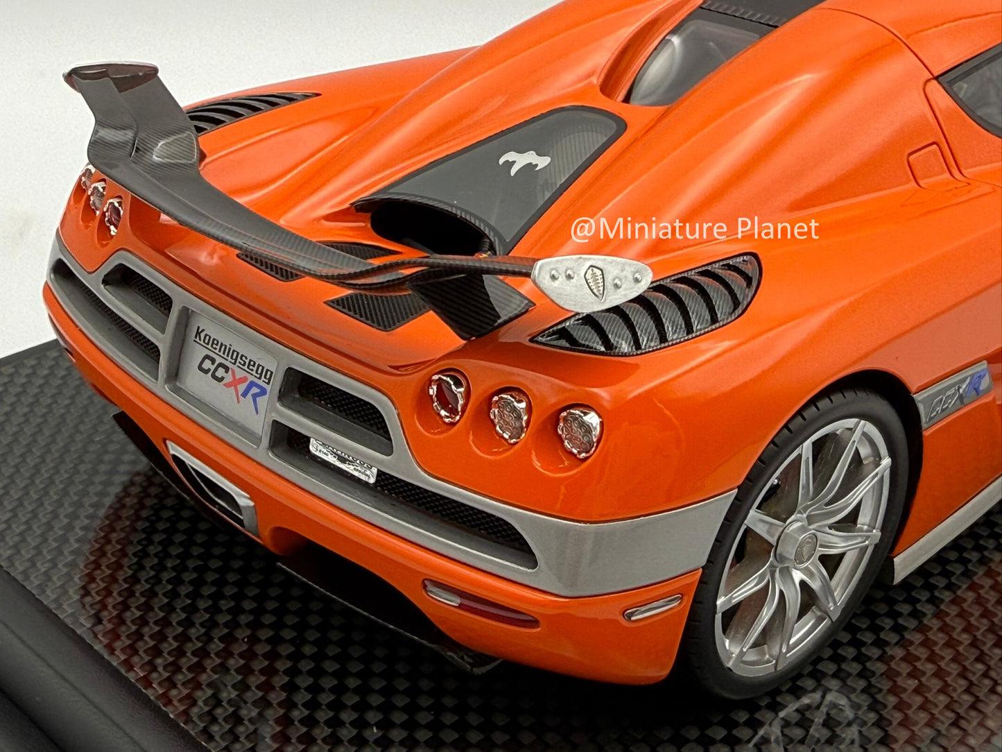 VMB 1:18 Koenigsegg CCX-R (Lava Orange)