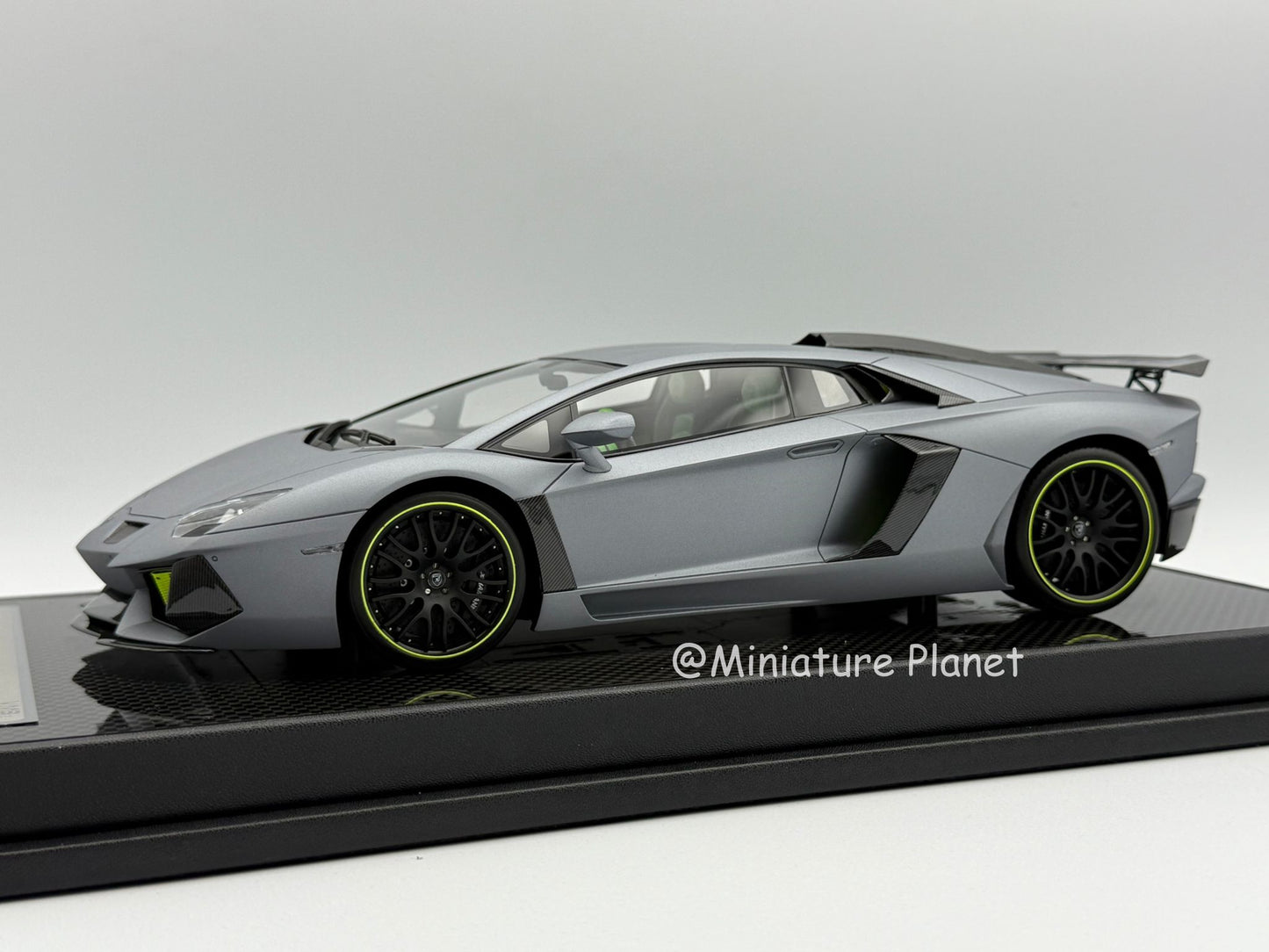 VMB 1:18 Lamborghini Aventador LP700-4 Hamann (Matte Silver Grey) #01/66