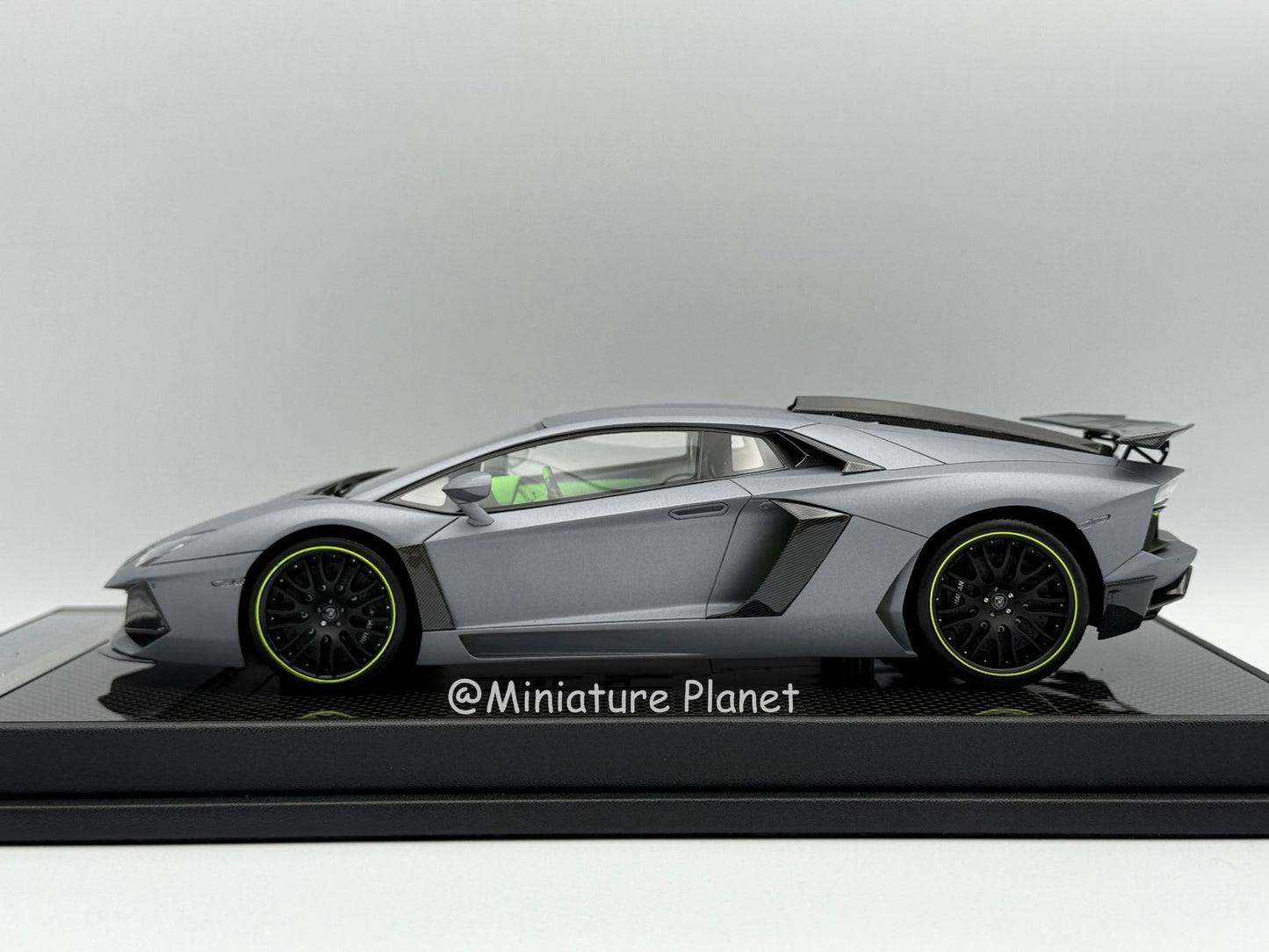 VMB 1:18 Lamborghini Aventador LP700-4 Hamann (Matte Silver Grey) #01/66
