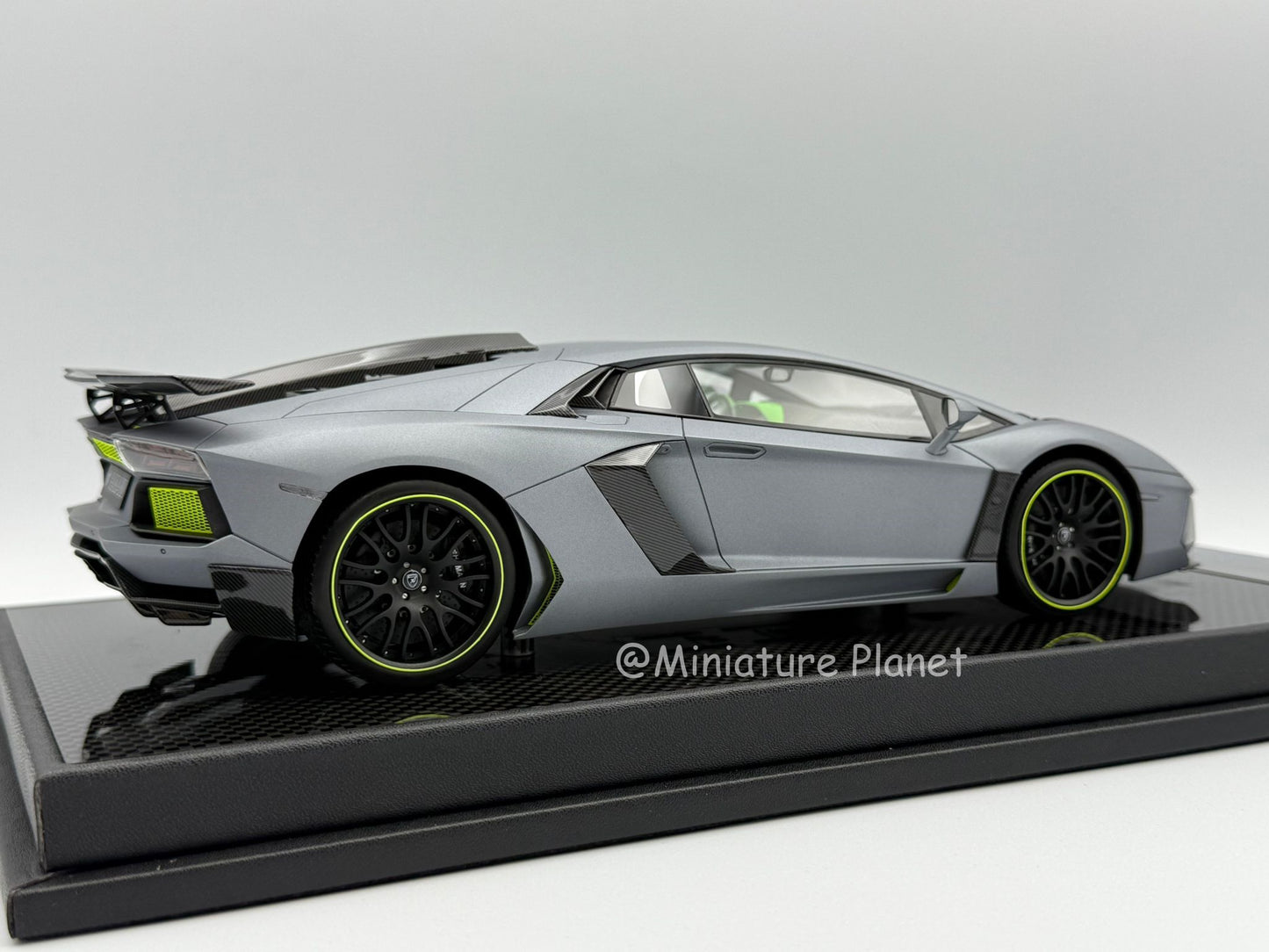VMB 1:18 Lamborghini Aventador LP700-4 Hamann (Matte Silver Grey) #01/66