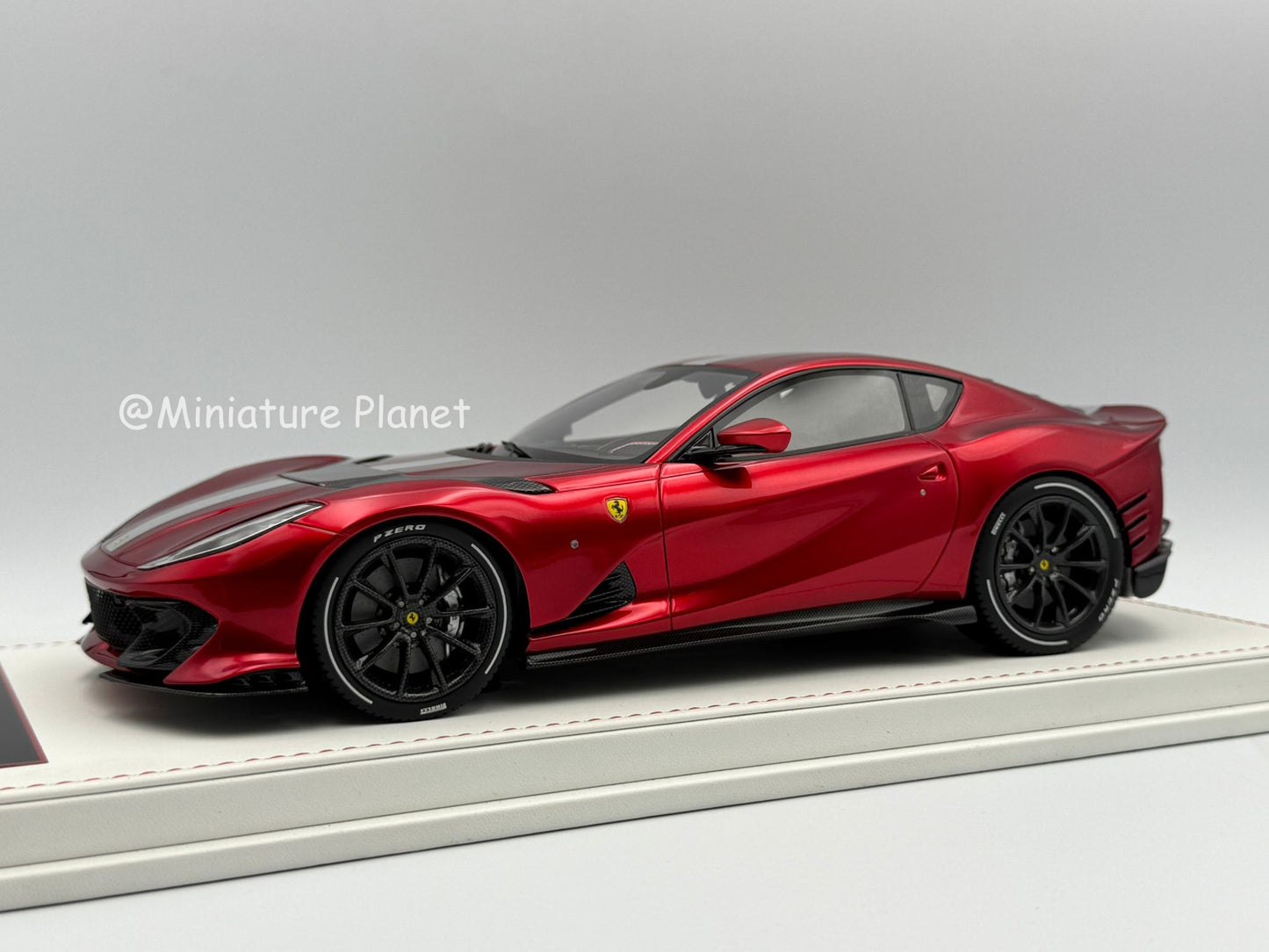 TE Models 1:18 Ferrari 812 Competizione (Rosso F1)