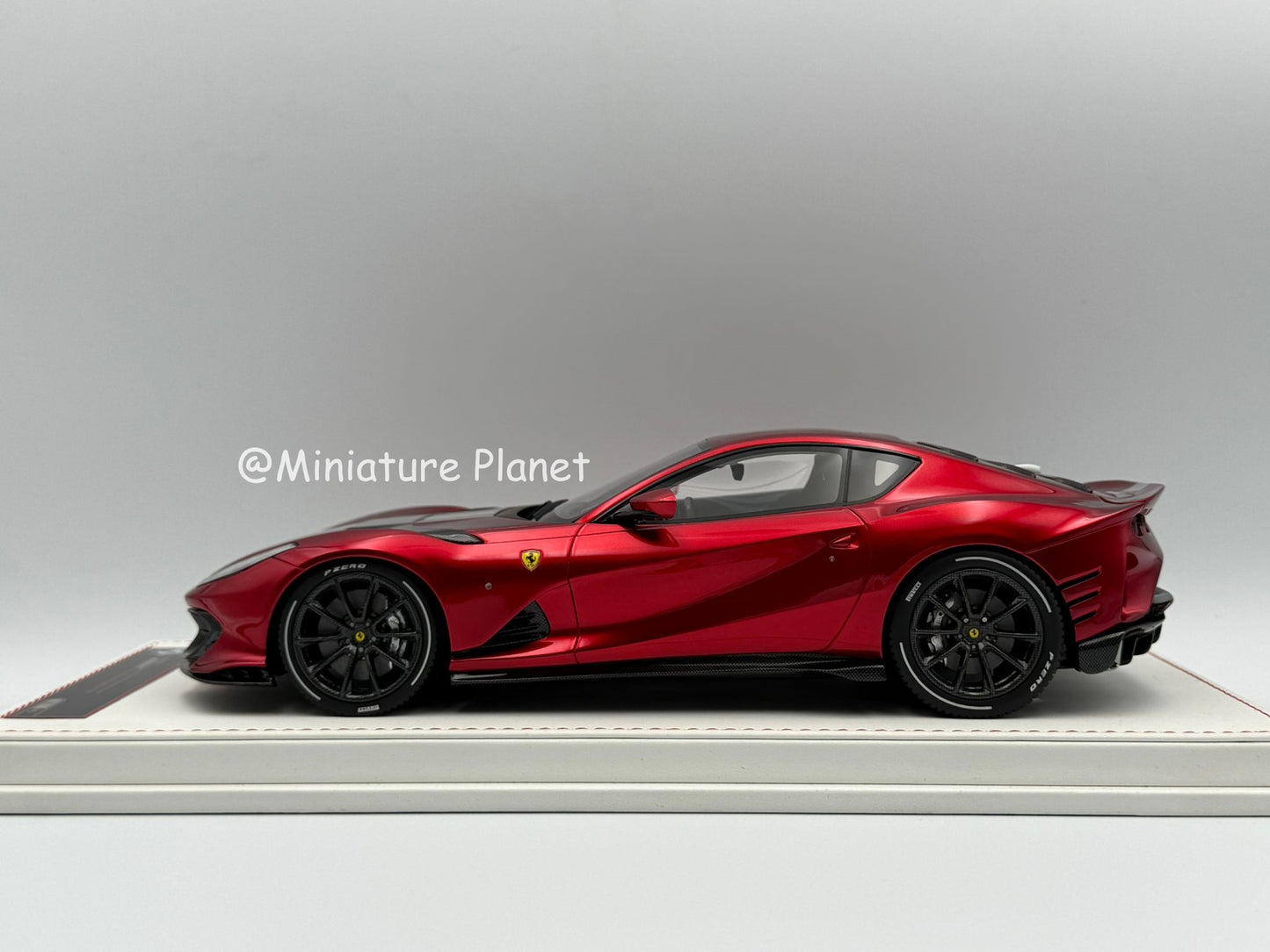 TE Models 1:18 Ferrari 812 Competizione (Rosso F1)