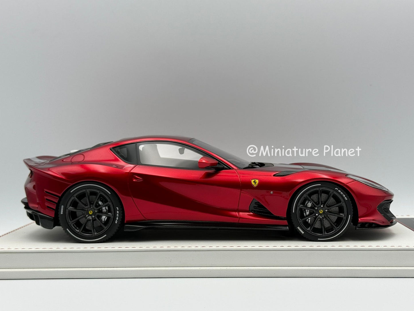 TE Models 1:18 Ferrari 812 Competizione (Rosso F1)