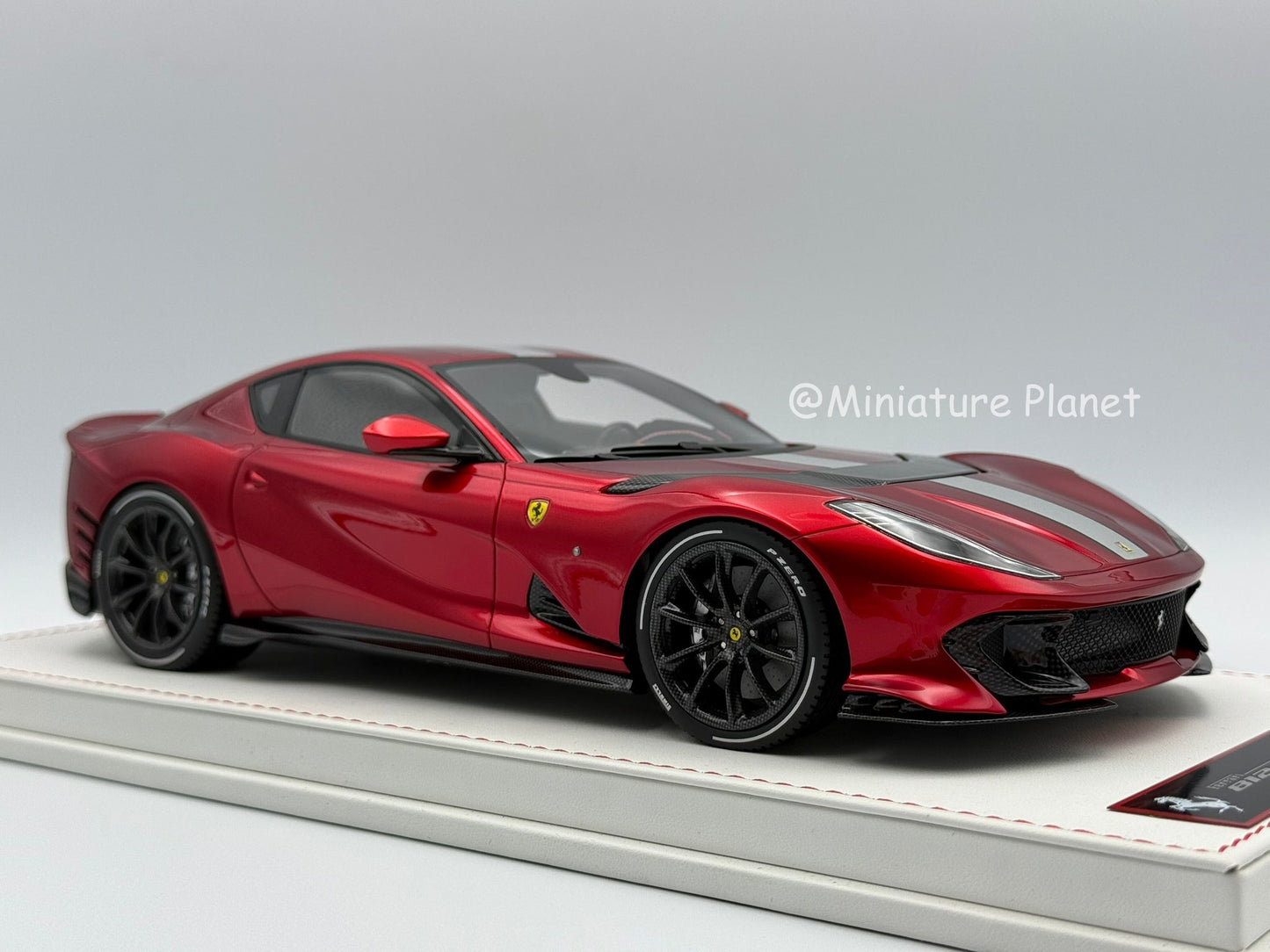 TE Models 1:18 Ferrari 812 Competizione (Rosso F1)