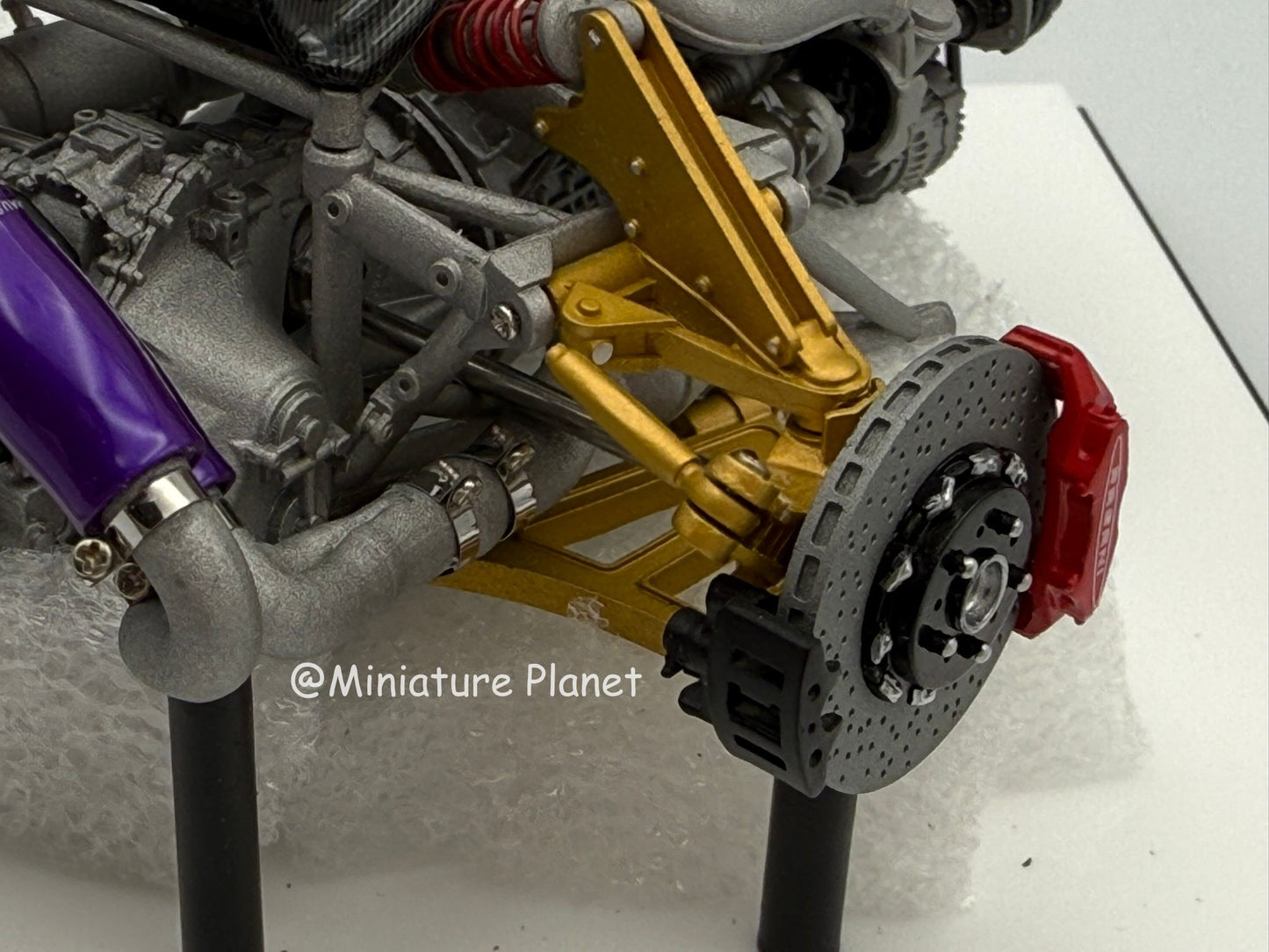 VMB 1:18 Pagani Huayra Engine
