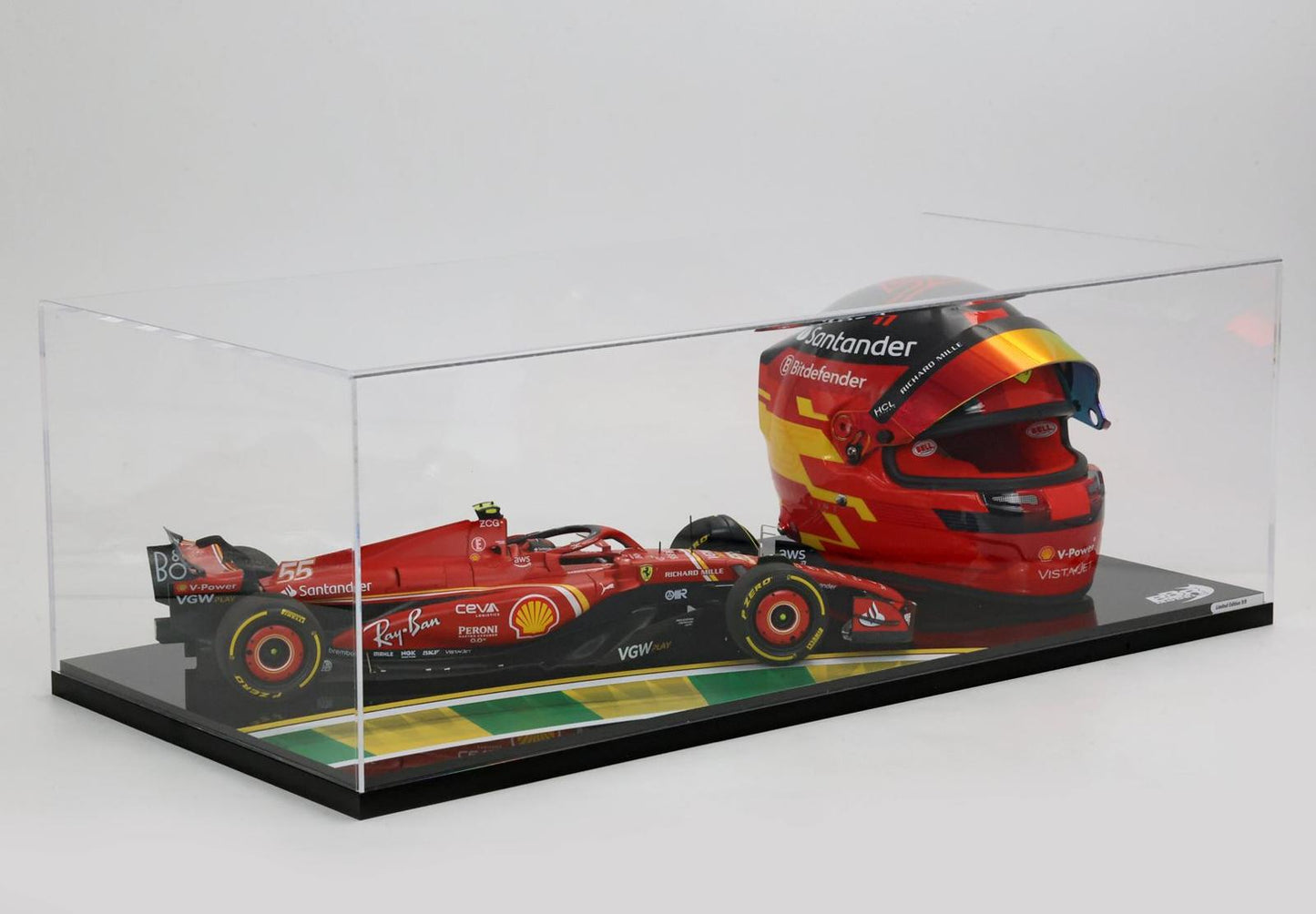 BBR 1:18 Ferrari SF24 Australian GP 2024 - Sainz (DIECAST MODEL AND HELMET)