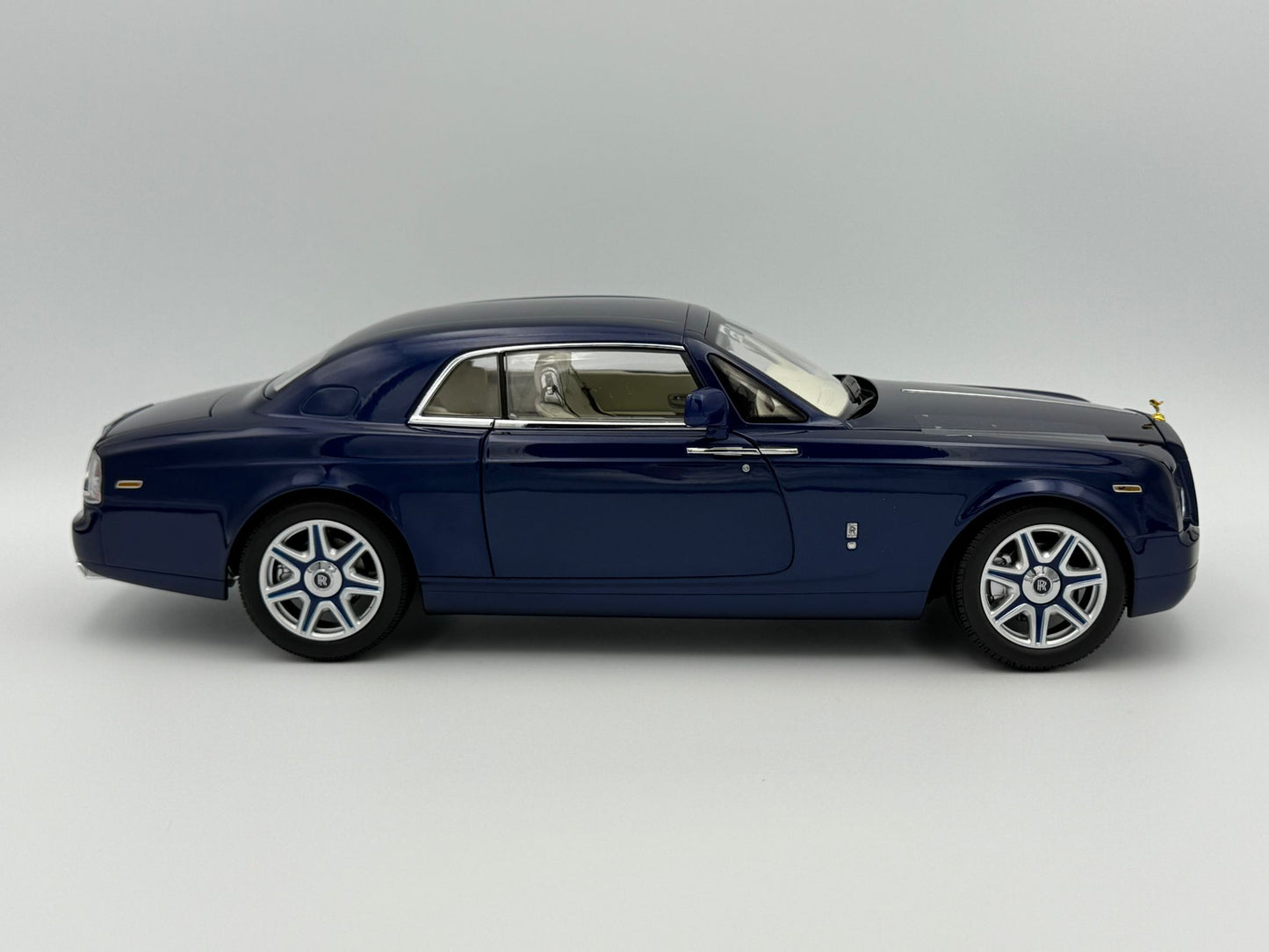 Kyosho 1:18 Rolls-Royce Phantom Coupe (Blue Metallic)