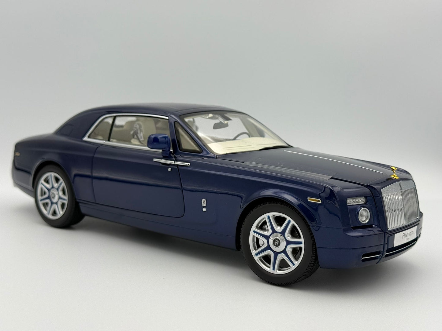 Kyosho 1:18 Rolls-Royce Phantom Coupe (Blue Metallic)