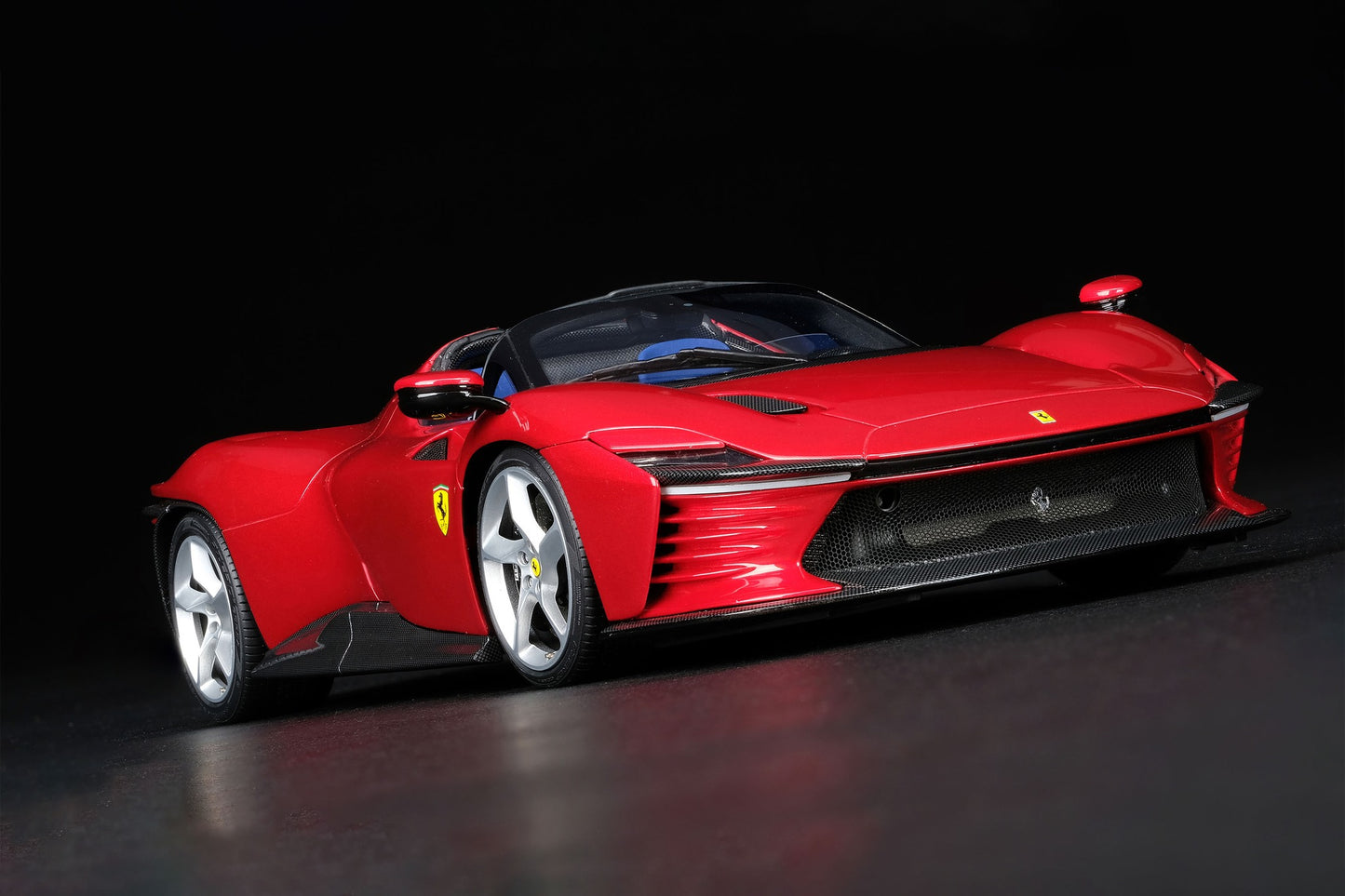 Amalgam 1:18 Ferrari SP3 Daytona