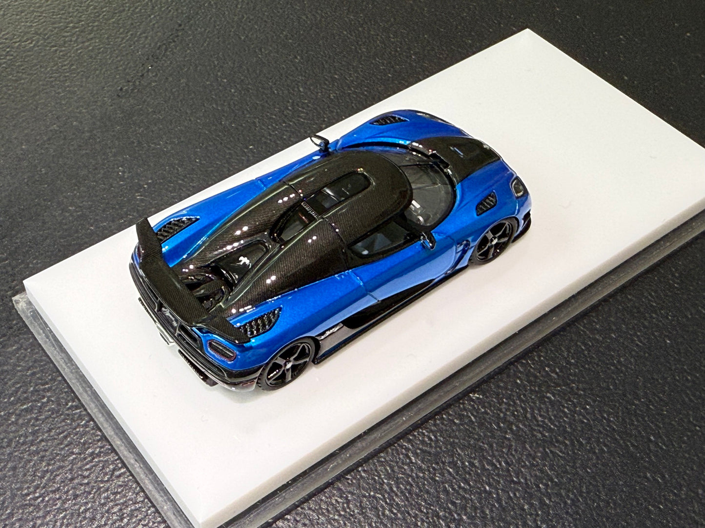VMB Models 1:64 Koenigsegg Agera HH Monterey Blue