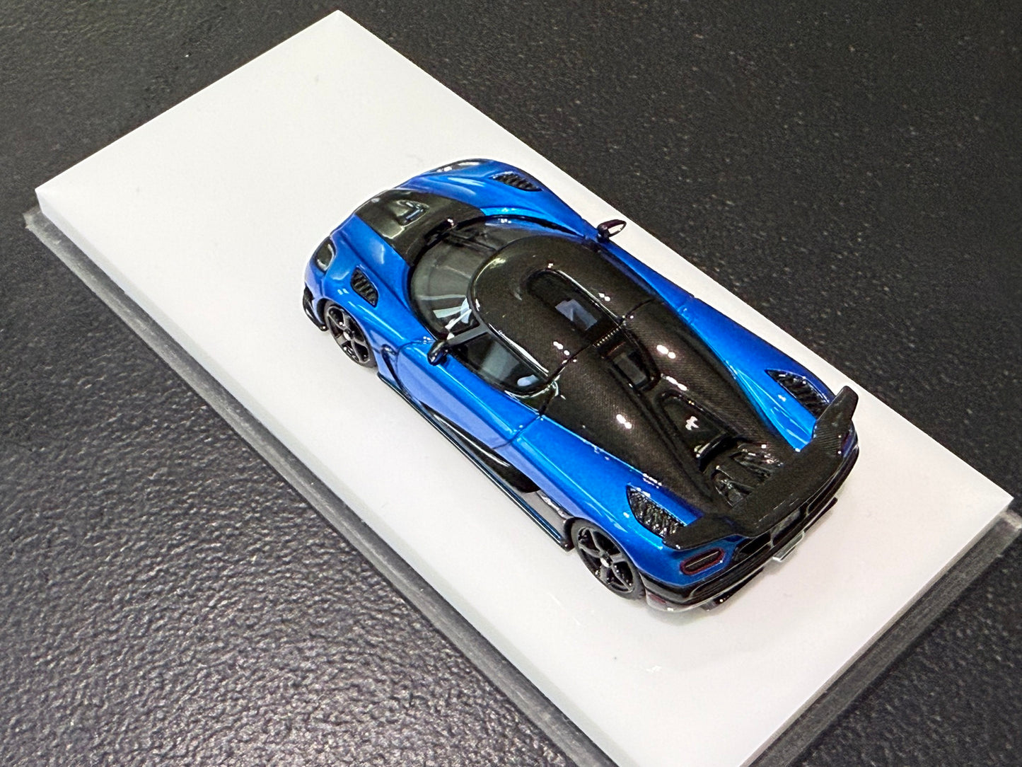 VMB Models 1:64 Koenigsegg Agera HH Monterey Blue