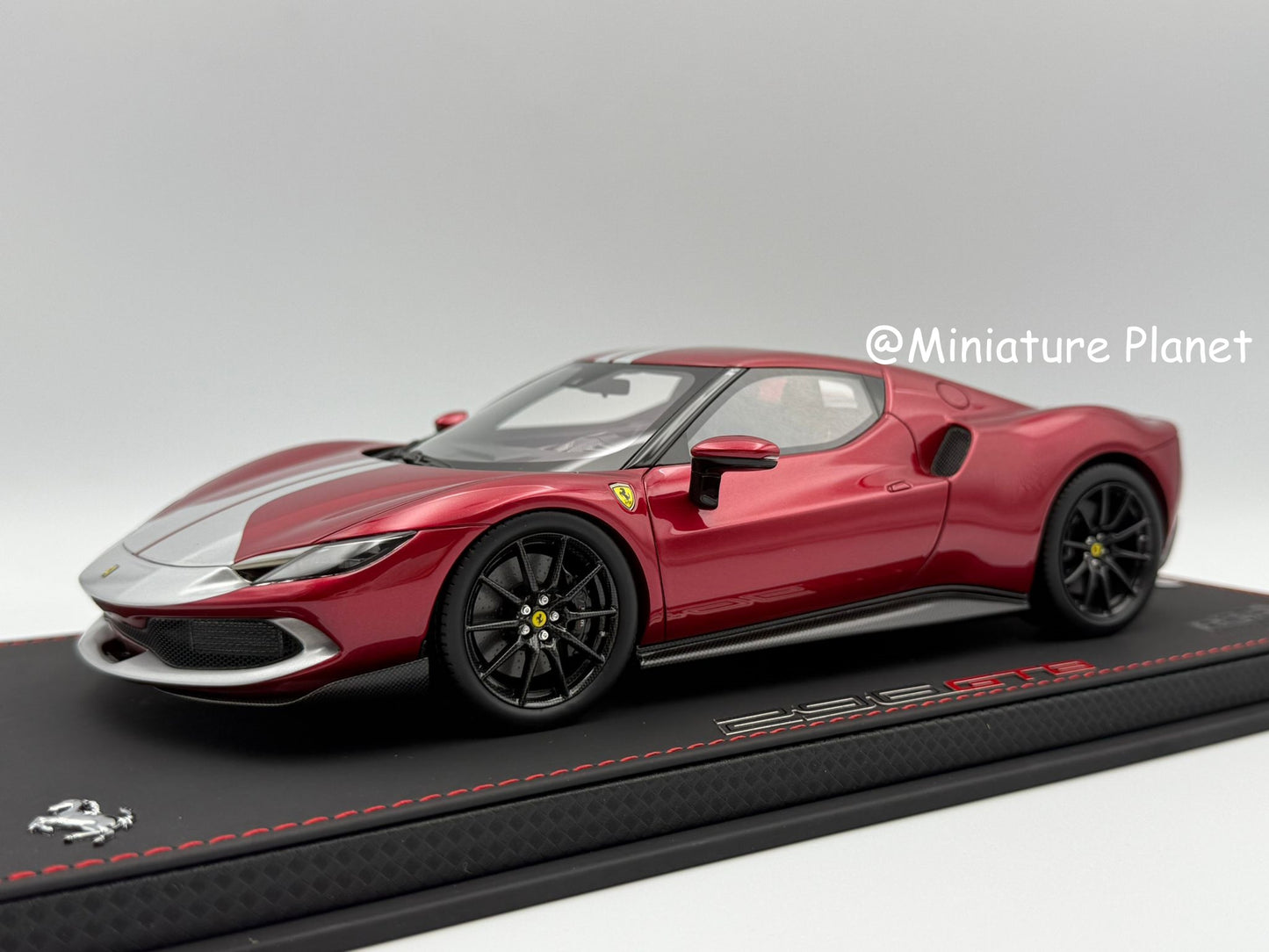 BBR 1:18 Ferrari 296 Assetto Fiorano (Metallic Red)