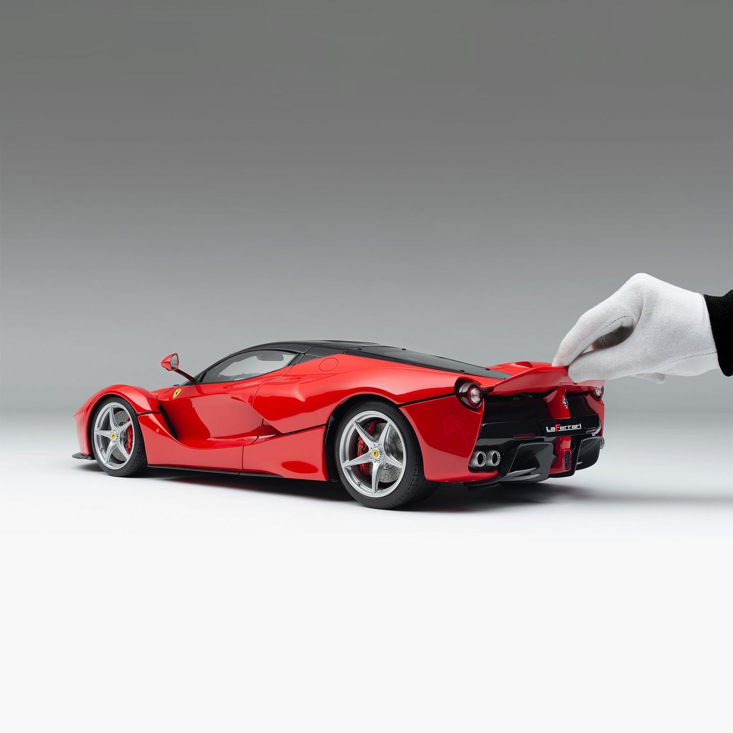 Amalgam 1:8 Ferrari LaFerrari F70