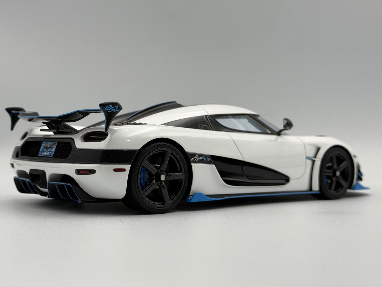 VMB x Miniature Planet 1:18 Koenigsegg Agera RS1 (Exclusive Model)