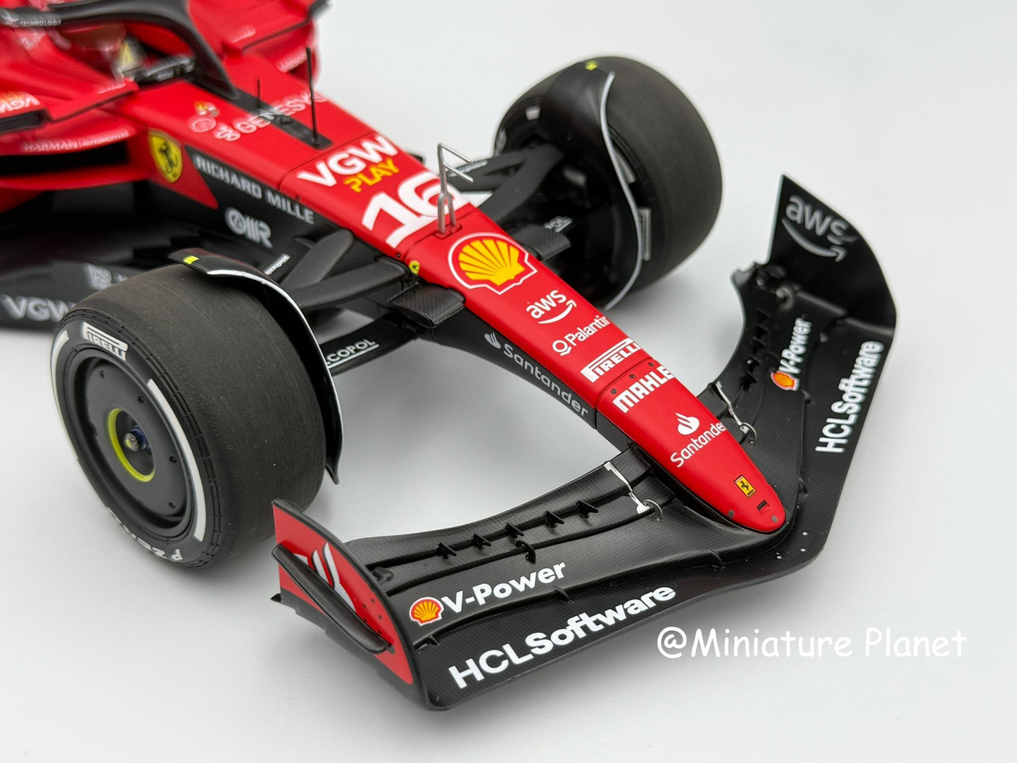 BBR 1:18 Ferrari SF-23 GP Singapore Marina Bay 2023